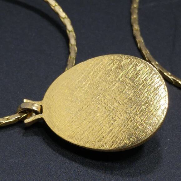 Avon North Star Blue Egg Necklace, Vintage Pendant Gold-tone Chain Jewelry, 23" - Picture 8 of 8